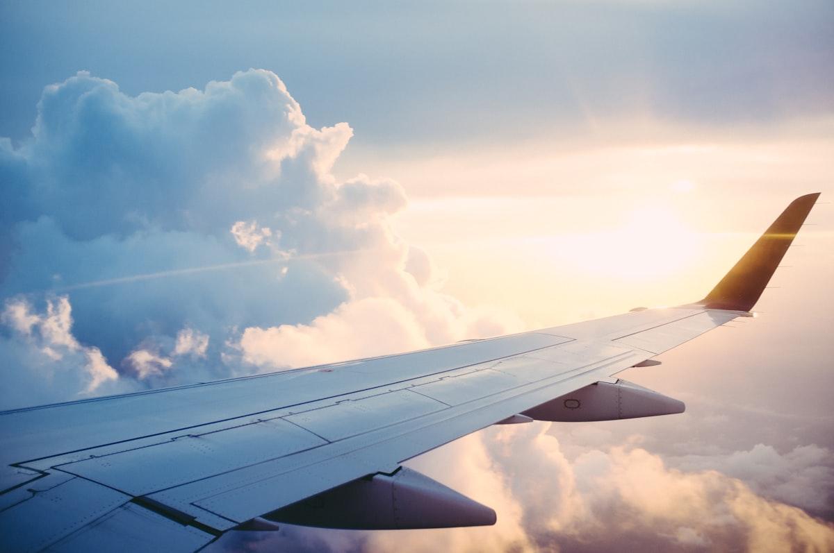 FLIGHT & TRANSPORT